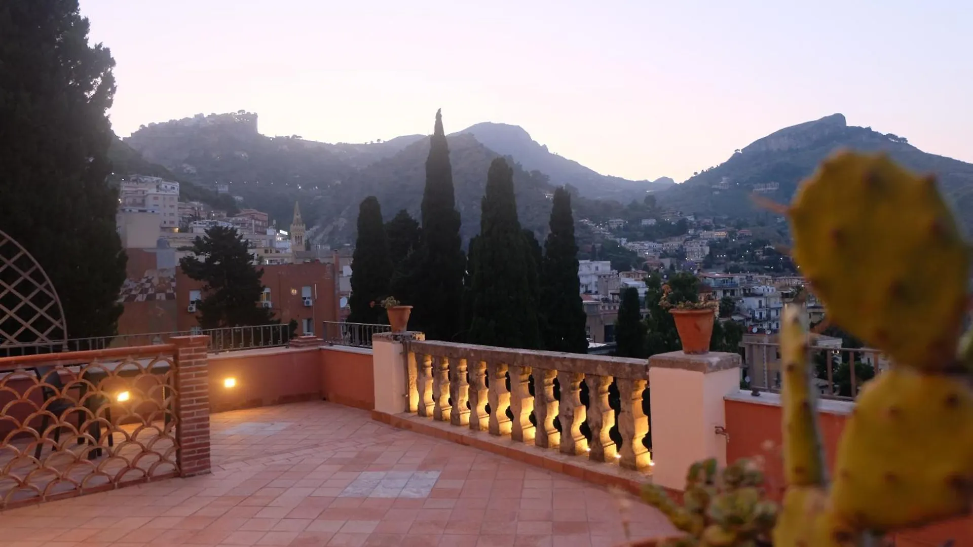 Hotel Villa Nettuno Taormina