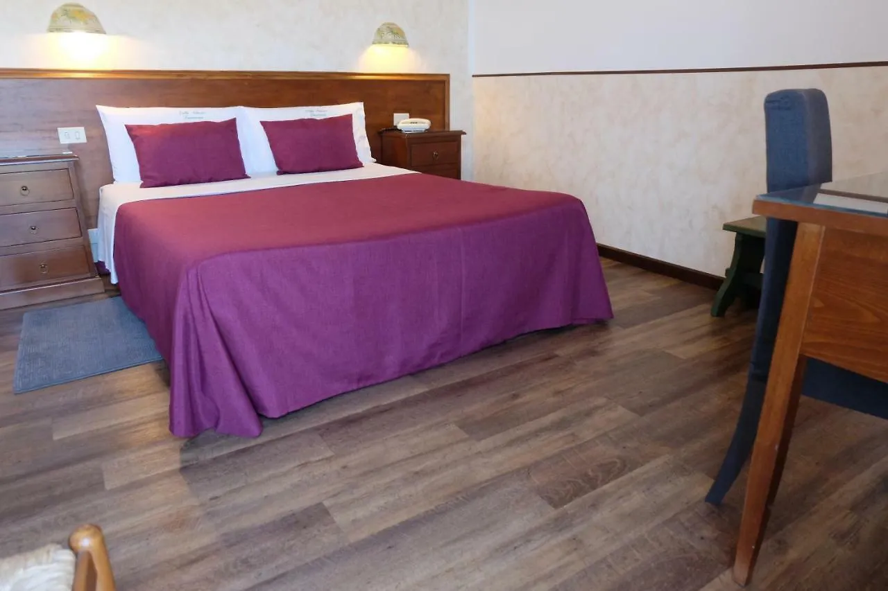 Hotel Villa Nettuno Taormina 2*,